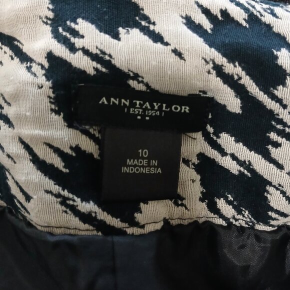 Ann Taylor Skirt Women's Size 10 Black Cream Houndstooth Print Zipper Closure - Picture 6 of 7